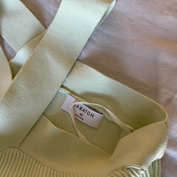 Aritzia sculpt knit criss cross cropped tank - Picture 3 of 3